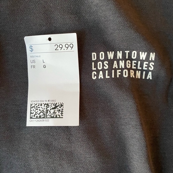 *SOLD* H&M Crew Neck Sweatshirt - Picture 3 of 3